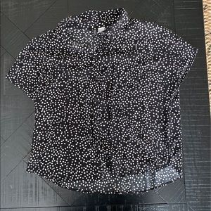 Button up short sleeve shirt